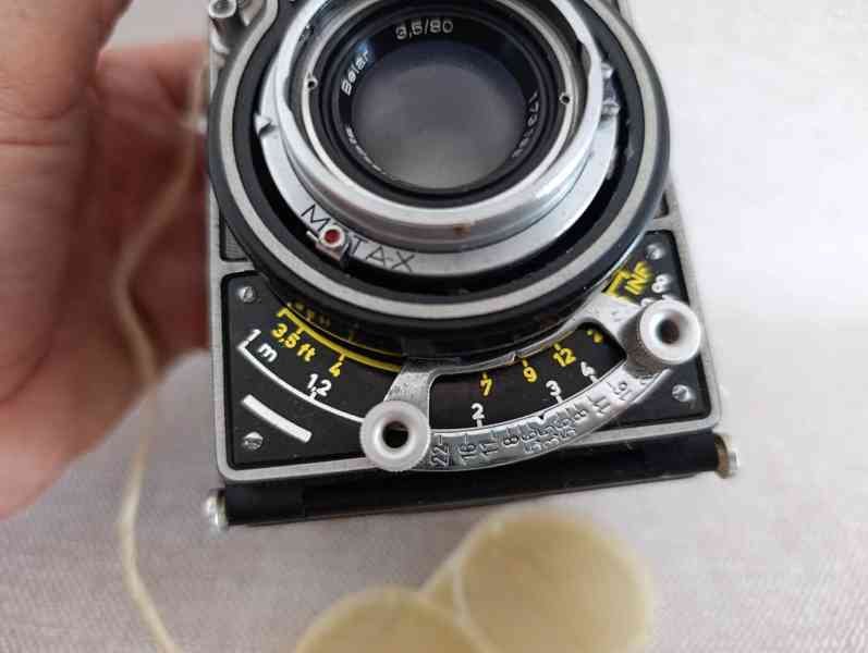 Historický fotoaparát Meopta Flexaret VI , krab, návody aj - foto 11