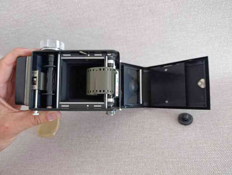 Historický fotoaparát Meopta Flexaret VI , krab, návody aj - foto 15