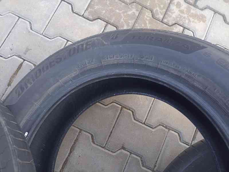 Prodám letní pneumatiky BRIDGESTONE NOVÉ 215/60R17 - foto 2