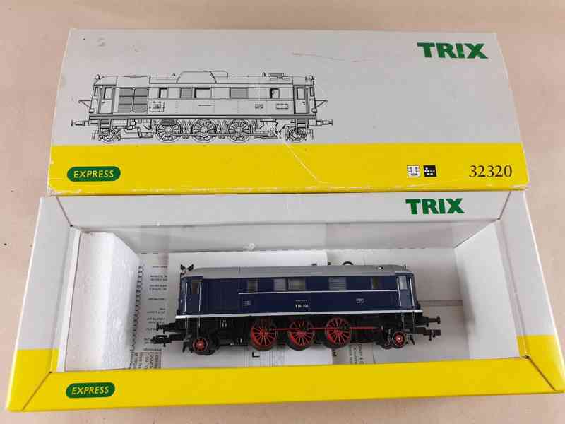 H0 TRIX 32302 DRG V16 101 Diesel Lokomotiva - Lokomotiva - foto 2