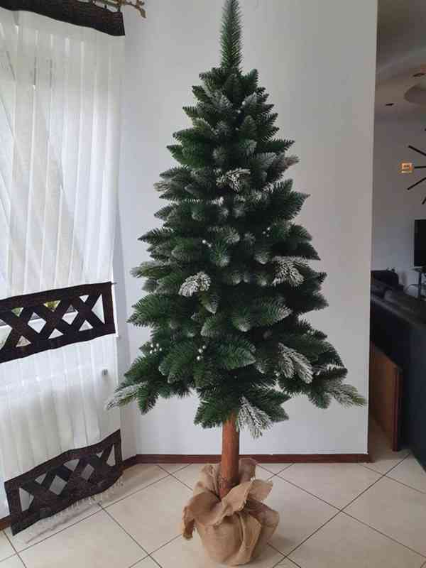 Výrobce umělých vánočních stromků Vás zve ke spolupráci - foto 1