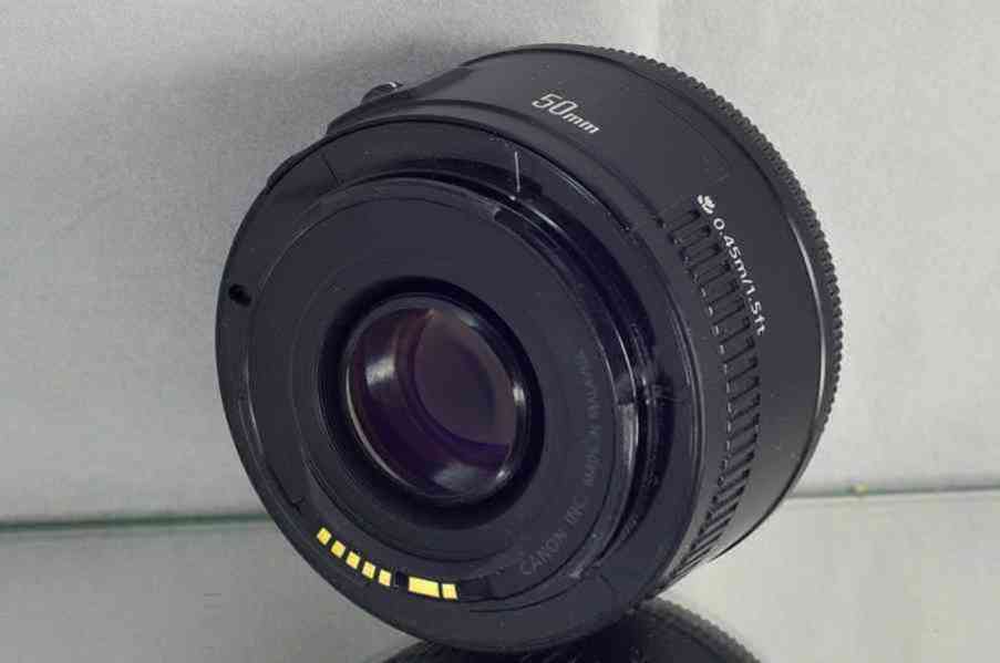 Canon EF 50mm f/1.8 II full-frame Pevný 2.generace - foto 4