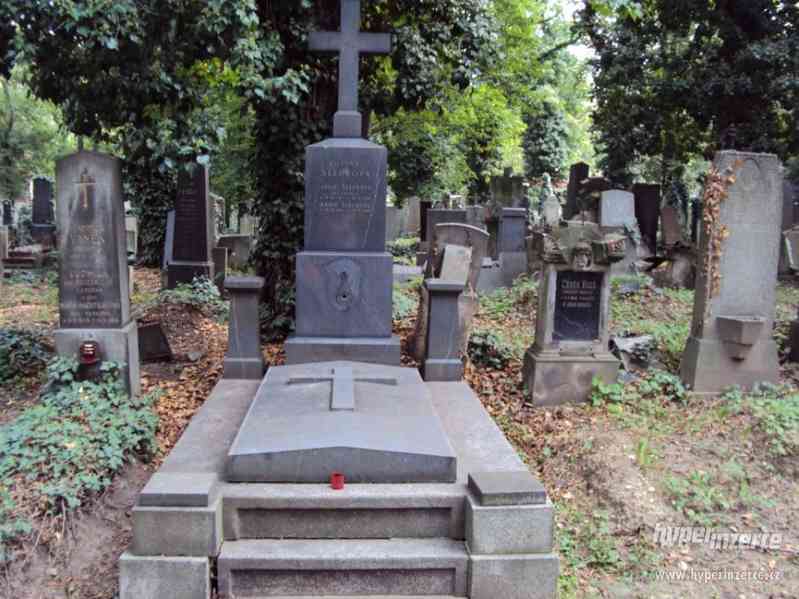 Prodám hrobku na Olšanech, Praha