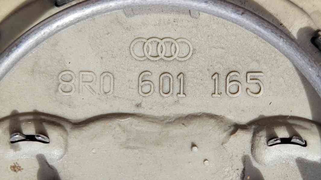 Audi středové pokličky na alu kola, elektrony 8R0 601 165 - foto 2