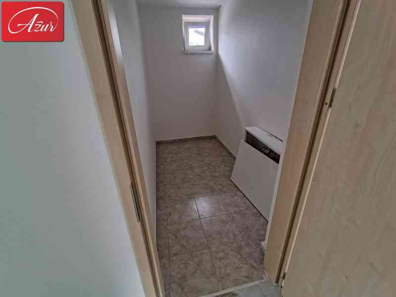 Prodej prostorného domu po rekonstrukci, Dubí - foto 14