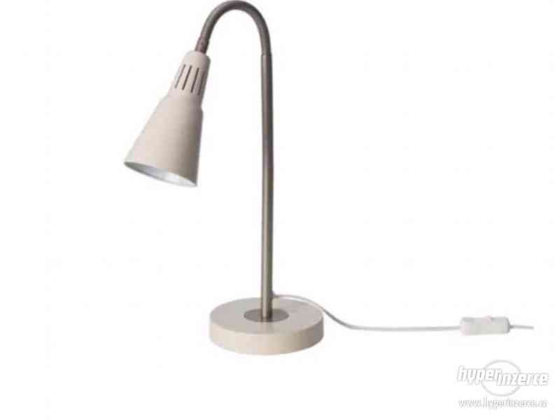 Stříbrná lampička na stůl - foto 1