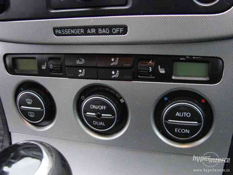 VW Passat 2.0 TDI Combi r.v.2006 Elegance (103 KW) - foto 8