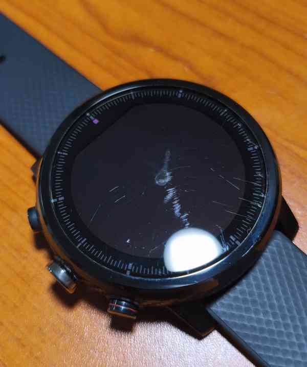chytré hodinky Amazfit Stratos - foto 9