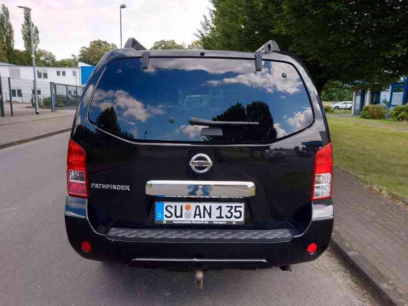 Nissan Pathfinder 3.0 V6 dCi LE Aut. 170kw - foto 13