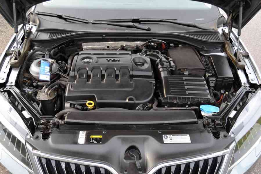 Škoda Superb 2.0 TDI 110kW Style+ DSG kombi - foto 18