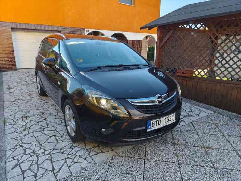 Opel Zafira 1,9   tourer CDTI 121 kW 2012 - foto 1