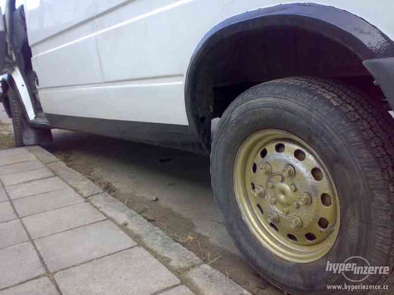 Prodám Ford transit Maxi výška i délka 190L  2,5.DI 4HB - foto 13