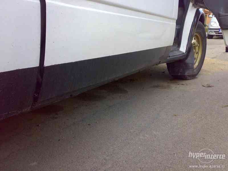 Prodám Ford transit Maxi výška i délka 190L  2,5.DI 4HB - foto 15