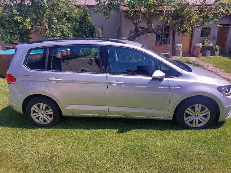 Volkswagen Touran 2,0   7/2020 TDI 85kw - foto 13