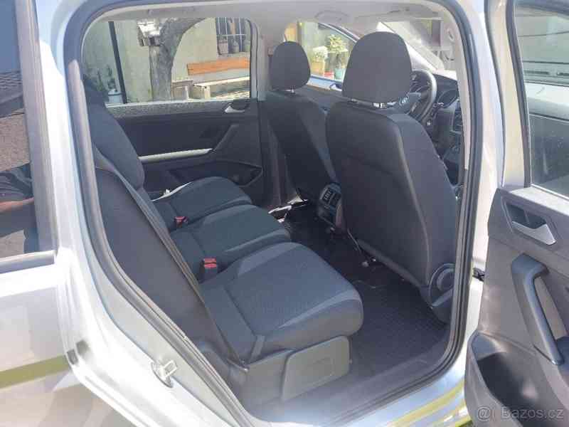 Volkswagen Touran 2,0   7/2020 TDI 85kw - foto 4