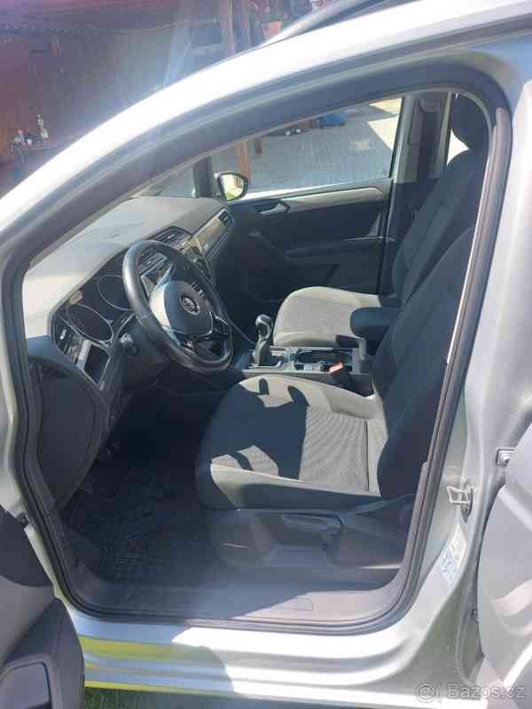 Volkswagen Touran 2,0   7/2020 TDI 85kw - foto 12