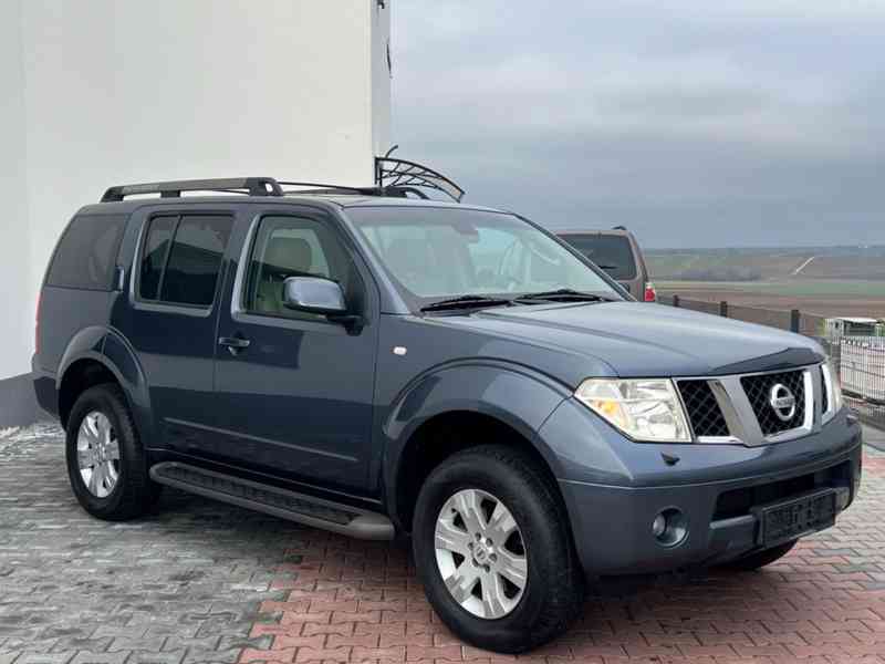 Nissan Pathfinder 2.5 dCi Premium 128kw - foto 5