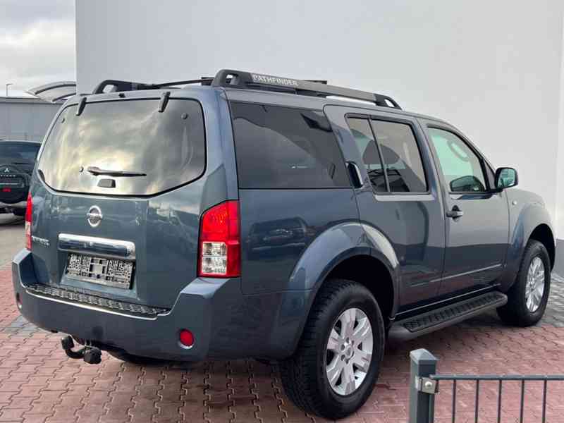 Nissan Pathfinder 2.5 dCi Premium 128kw - foto 10