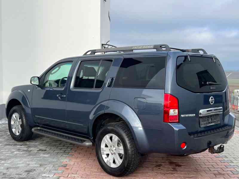 Nissan Pathfinder 2.5 dCi Premium 128kw - foto 1