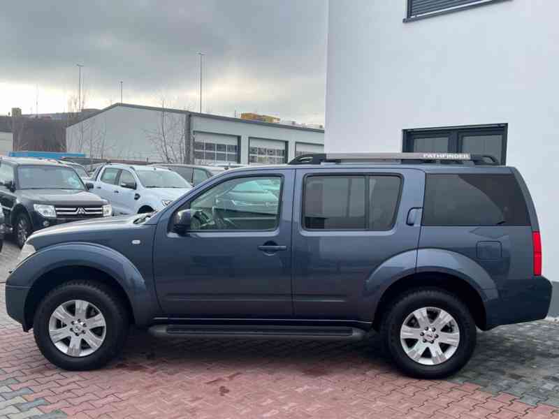 Nissan Pathfinder 2.5 dCi Premium 128kw - foto 18