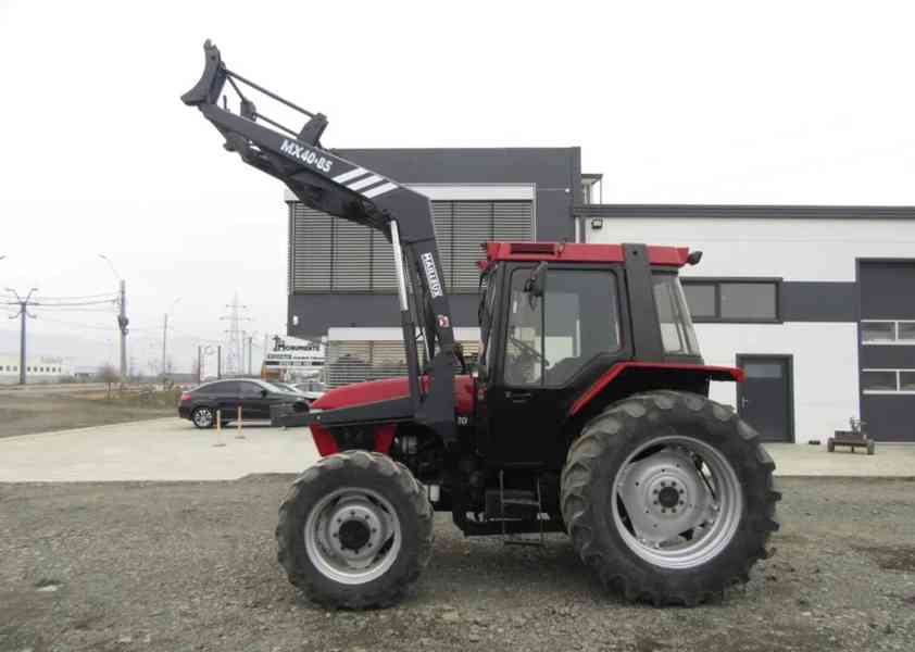 Traktor Case IH 4220  - foto 5