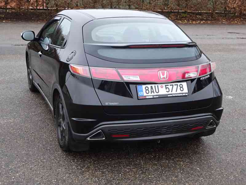 Honda Civic 1.4 r.v.2006 (61 kw) stk:6/2025  - foto 4