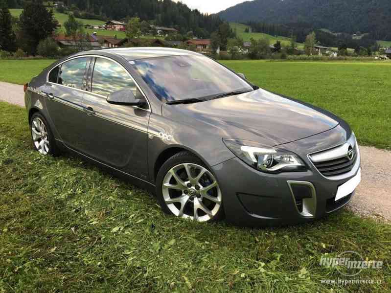 Opel Insignia - foto 1