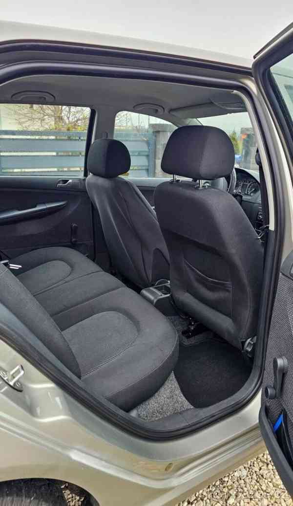 Škoda Fabia 1,4   Tdi (51Kw) - foto 10