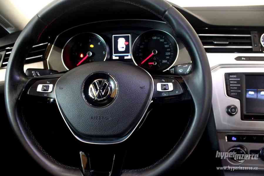 VW Passat B8 2.0 TDI FULL LED 82000 KM - foto 37
