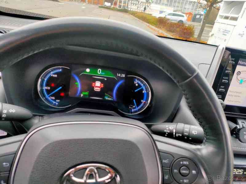 Toyota RAV4 2,5   hybrid - foto 4