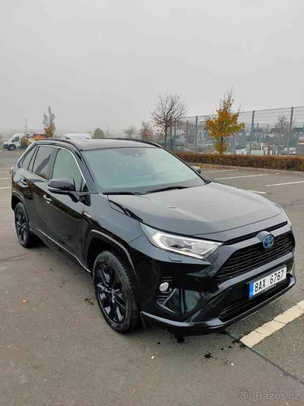 Toyota RAV4 2,5   hybrid - foto 16