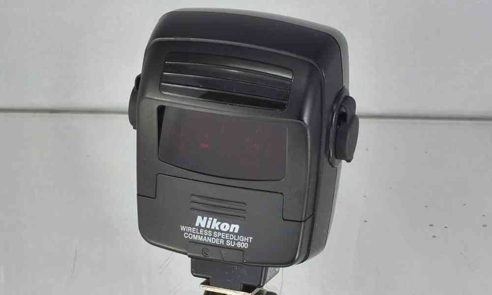 Nikon SU-800 *Bezdrátová záblesková jednotka*i-TTL - foto 6