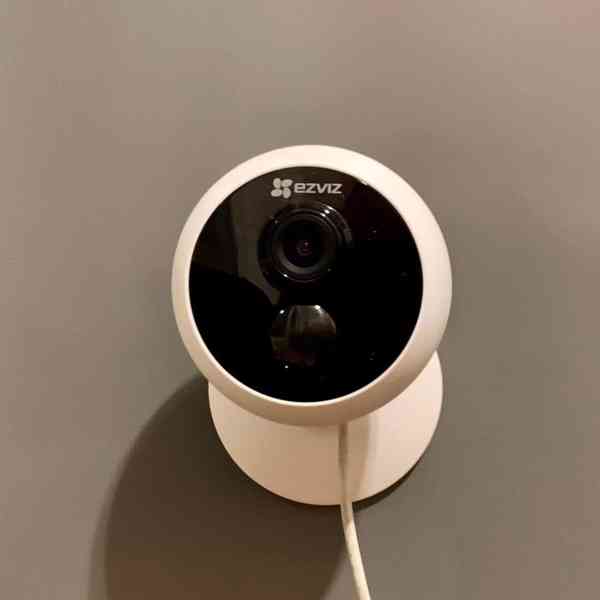 Bezpečnostní smart kamera Ezviz C1C PIR