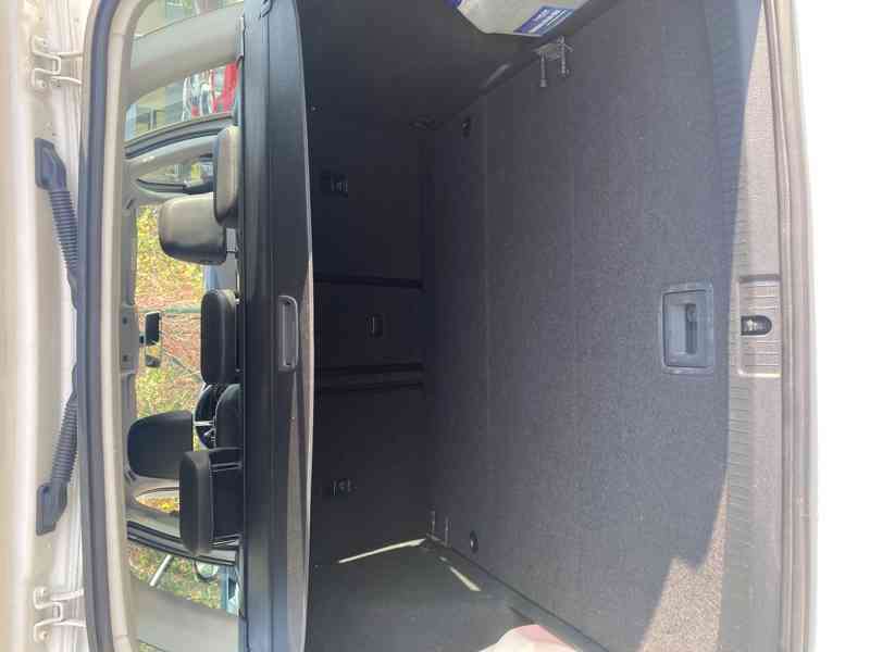 Volkswagen Golf, Variant 1.6 TDI, 77 Kw (105 koní) - foto 8