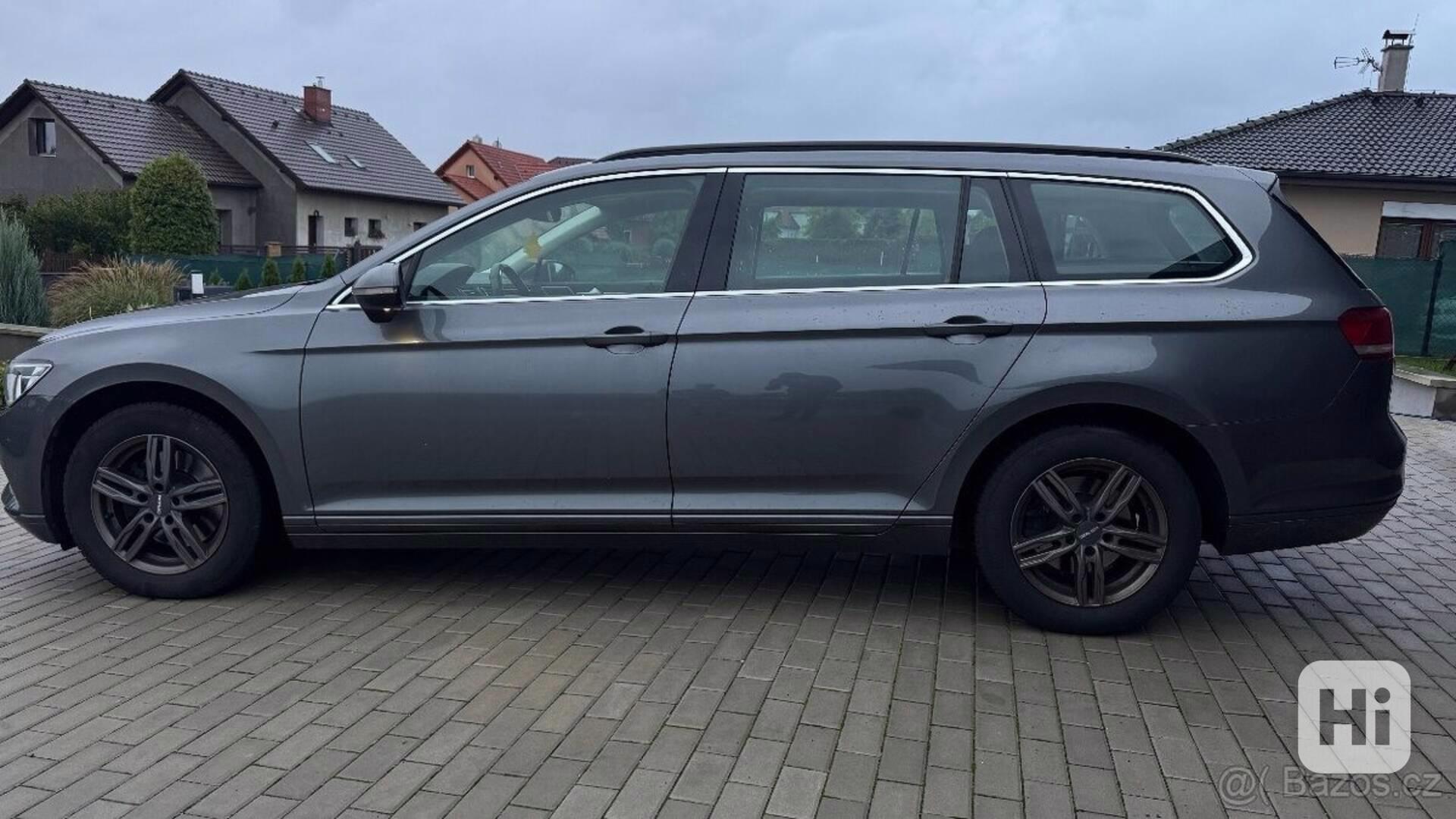 Volkswagen Passat Variant 2,0   TDI DSG 110 kW - foto 1