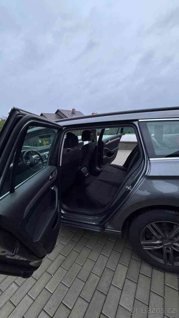 Volkswagen Passat Variant 2,0   TDI DSG 110 kW - foto 13