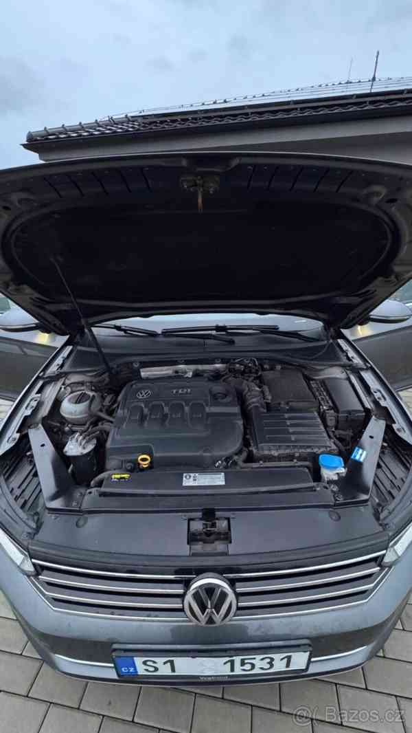 Volkswagen Passat Variant 2,0   TDI DSG 110 kW - foto 9