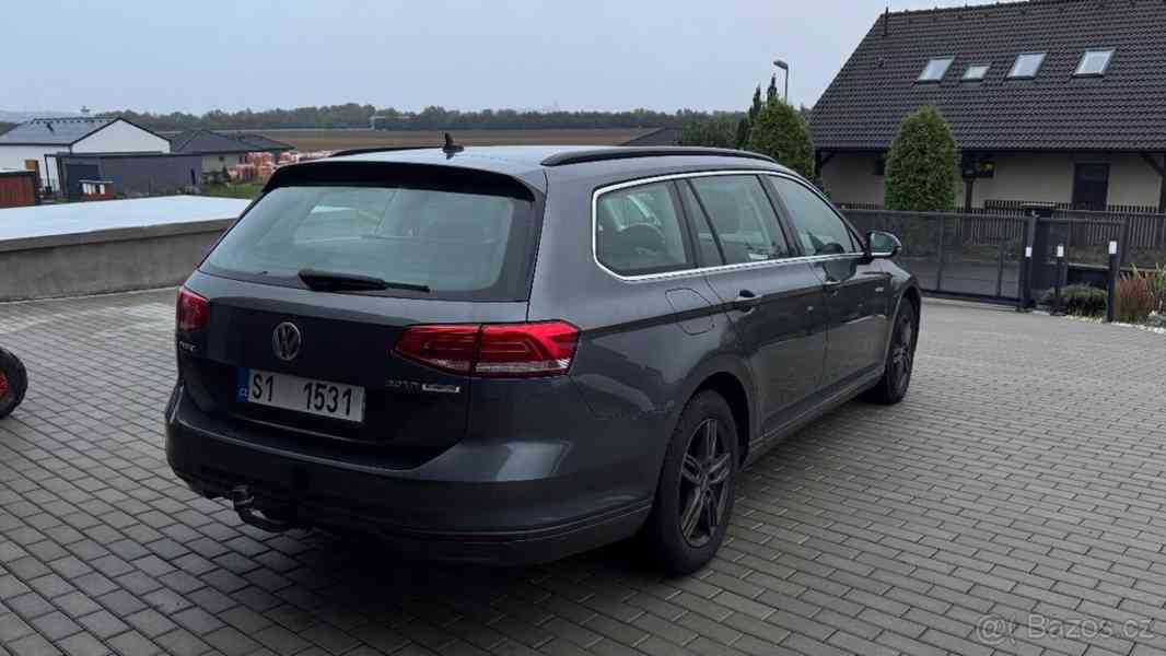 Volkswagen Passat Variant 2,0   TDI DSG 110 kW - foto 5