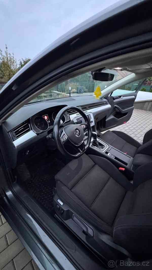 Volkswagen Passat Variant 2,0   TDI DSG 110 kW - foto 10