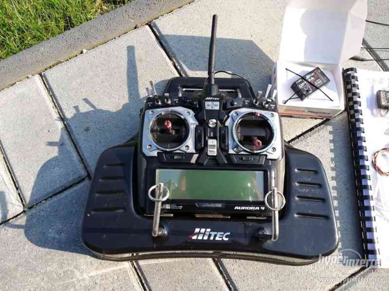 Hitec Aurora 9 + 3 prijimace + telemetria + pult - foto 2