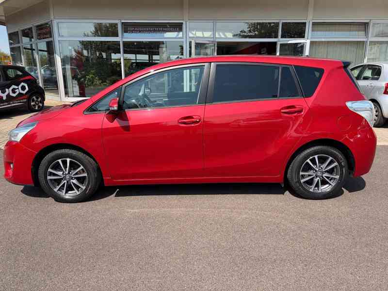 Toyota Verso 1.8i Life benzín 108kw - foto 2