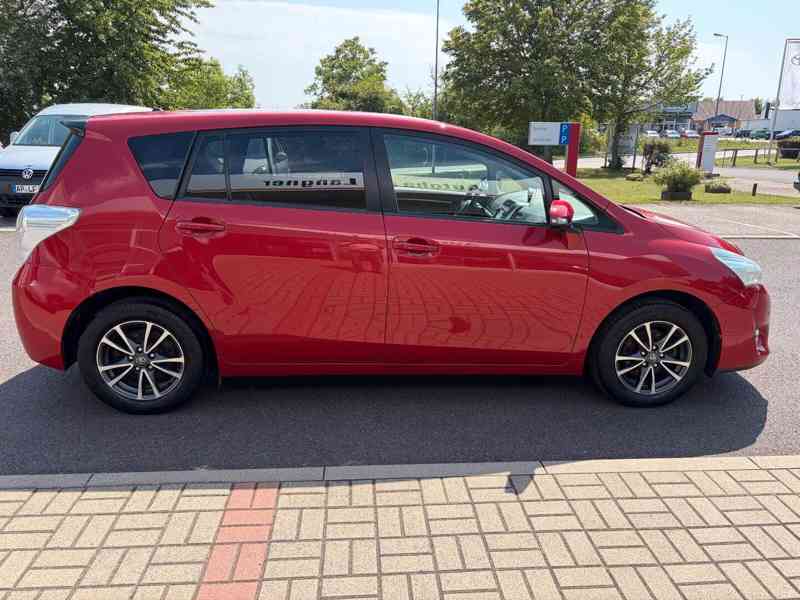 Toyota Verso 1.8i Life benzín 108kw - foto 5