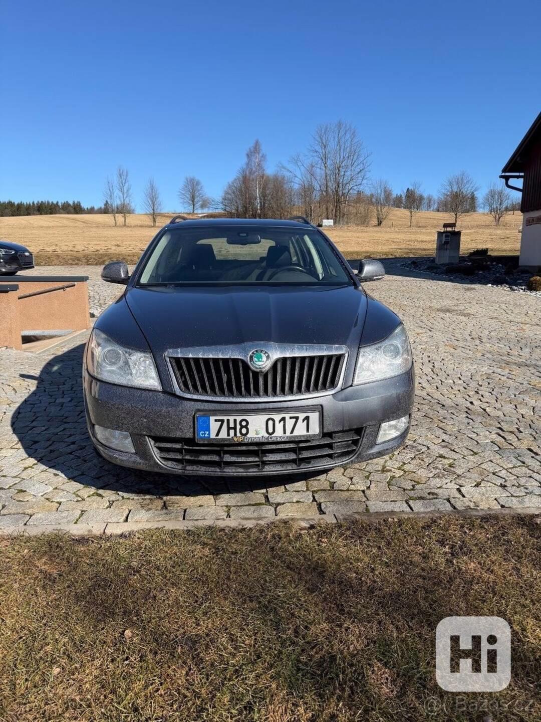 Škoda Octavia 2,0   II generace facelift - foto 1