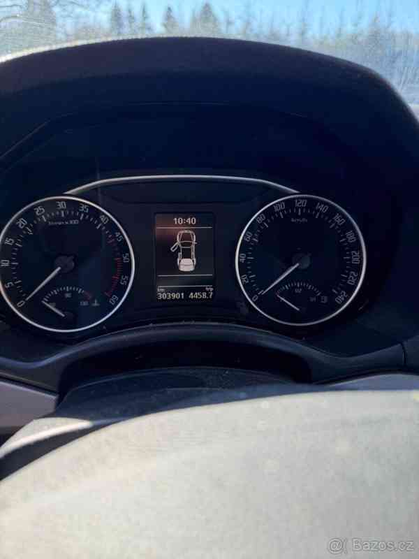Škoda Octavia 2,0   II generace facelift - foto 12