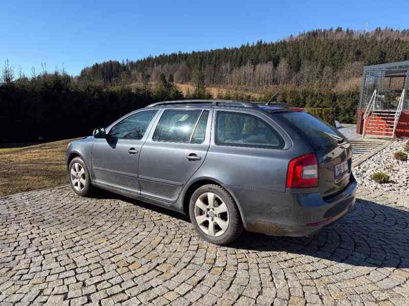 Škoda Octavia 2,0   II generace facelift - foto 7