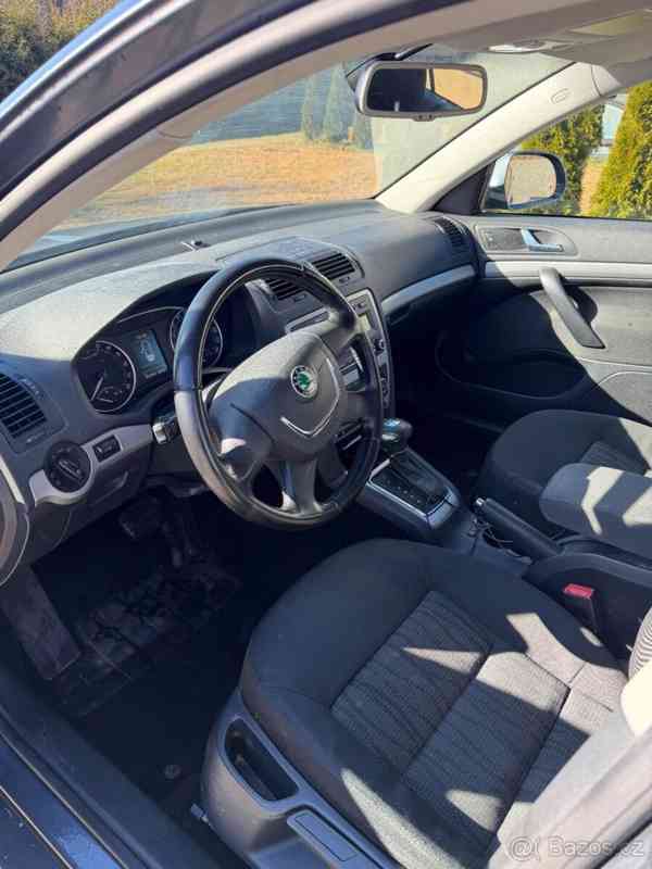 Škoda Octavia 2,0   II generace facelift - foto 11