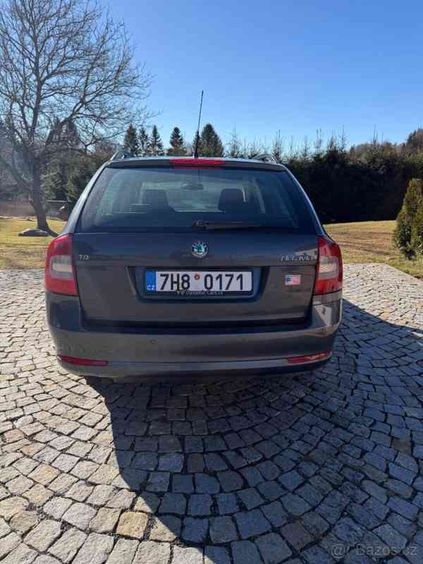 Škoda Octavia 2,0   II generace facelift - foto 6
