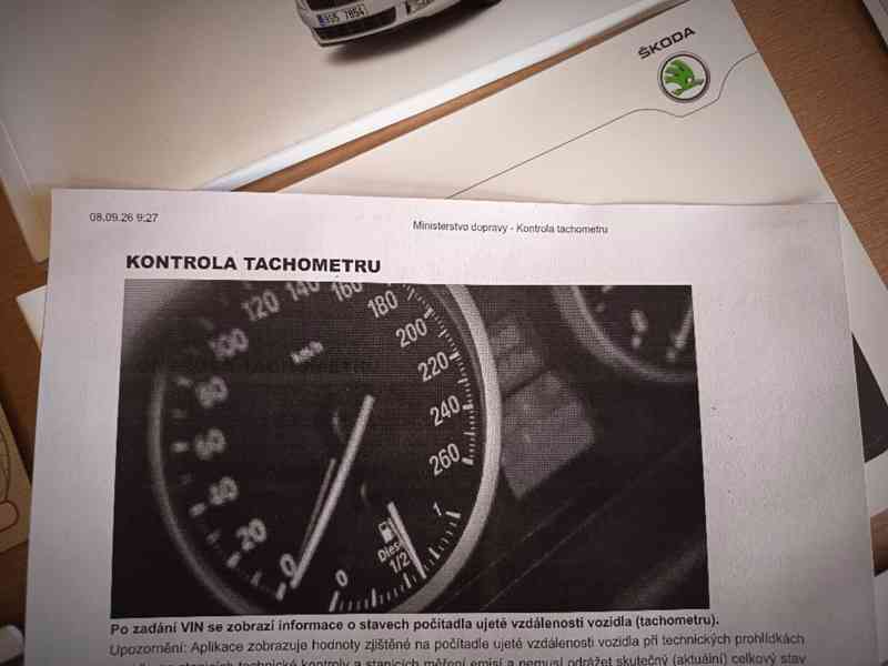 ŠKODA Roomster 1,4i16V Ambition Plus ČR 84TKM - foto 27