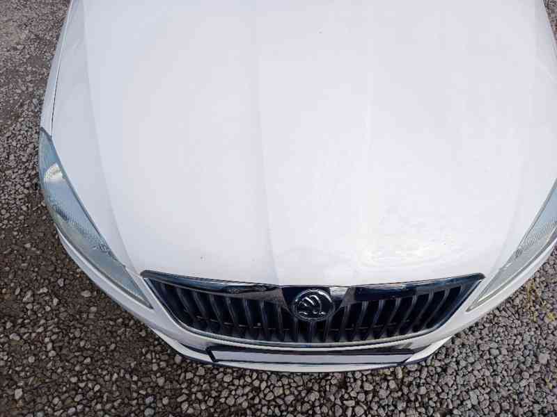 ŠKODA Roomster 1,4i16V Ambition Plus ČR 84TKM - foto 6