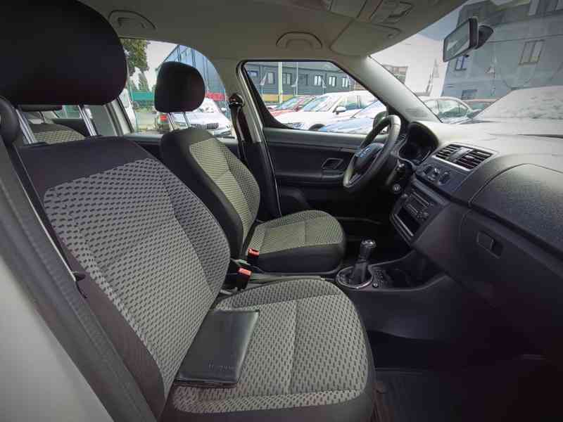 ŠKODA Roomster 1,4i16V Ambition Plus ČR 84TKM - foto 16
